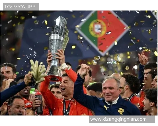 足球巨星独特礼物盘点展现绿茵场外温情瞬间